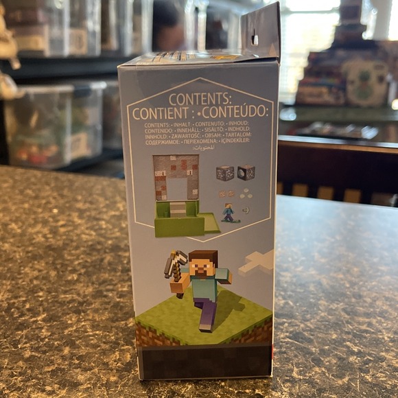 Mattel Minecraft Diamond Mine Playset with 2 inch Figure - Brand New - Picture 4 of 6